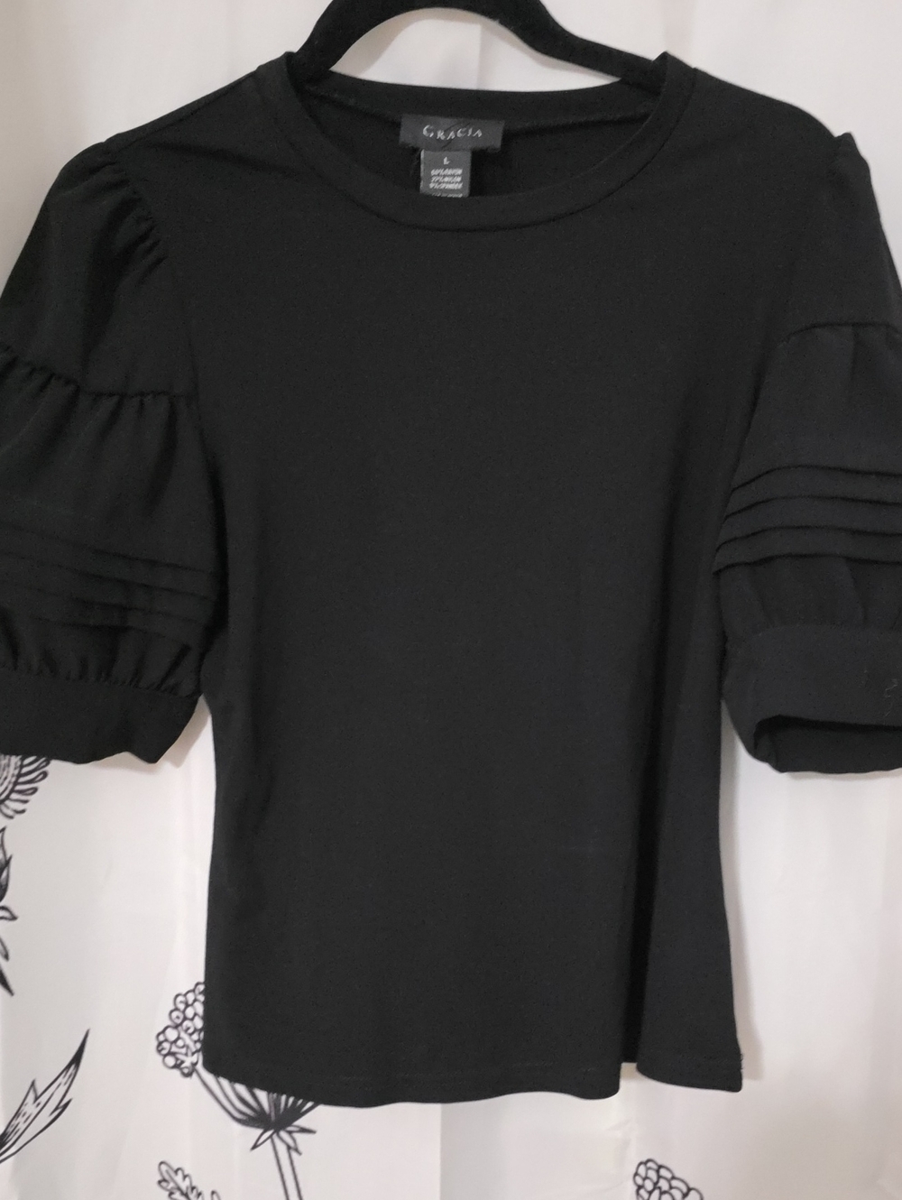 Gracia Black Puff Sleeve Short Sleeve Tee